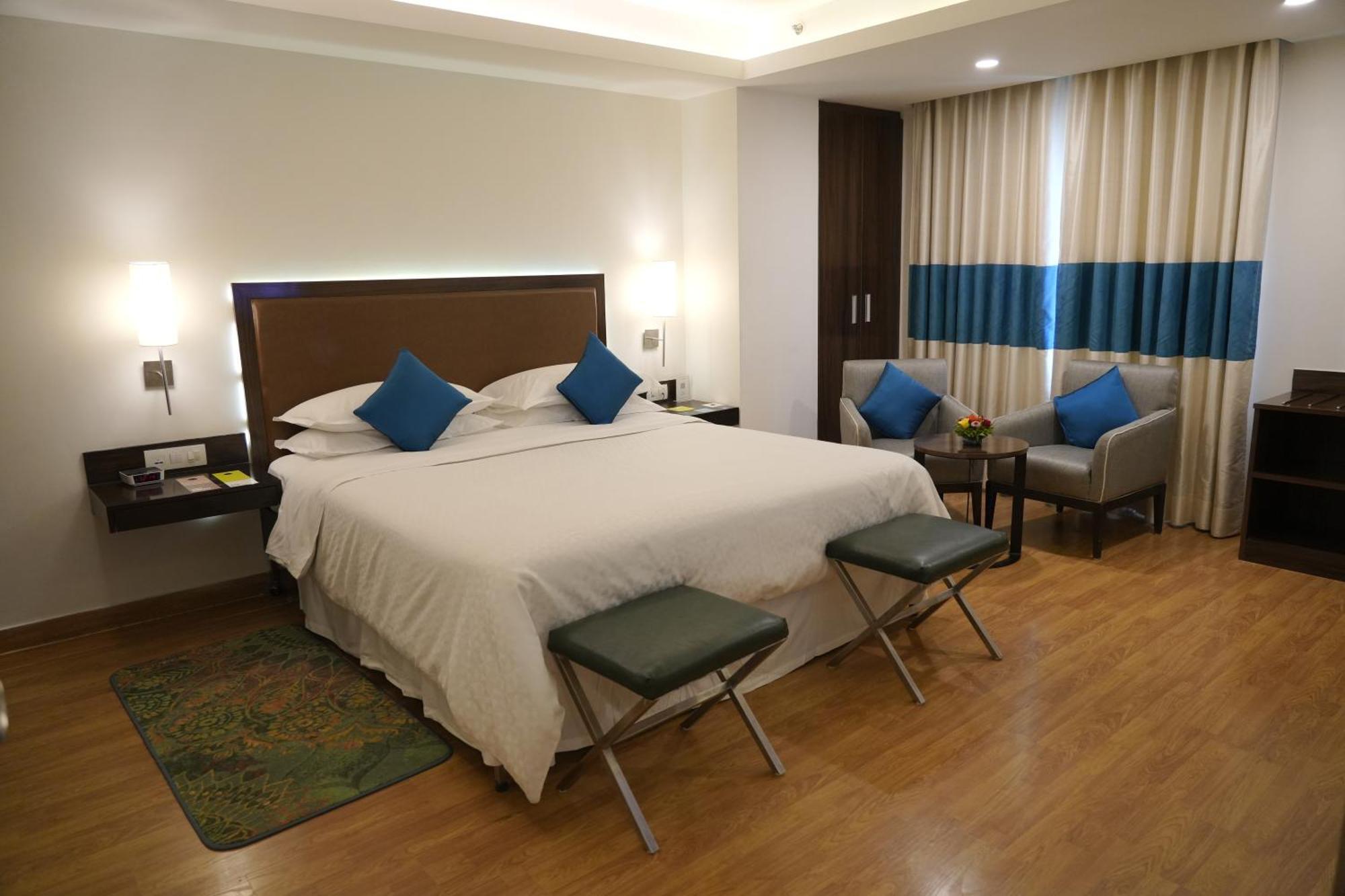 Four Points By Sheraton Vadodara Kültér fotó