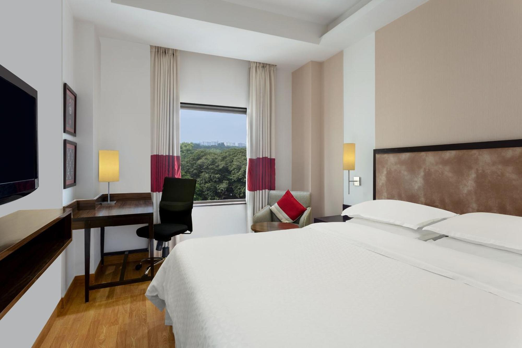 Four Points By Sheraton Vadodara Kültér fotó