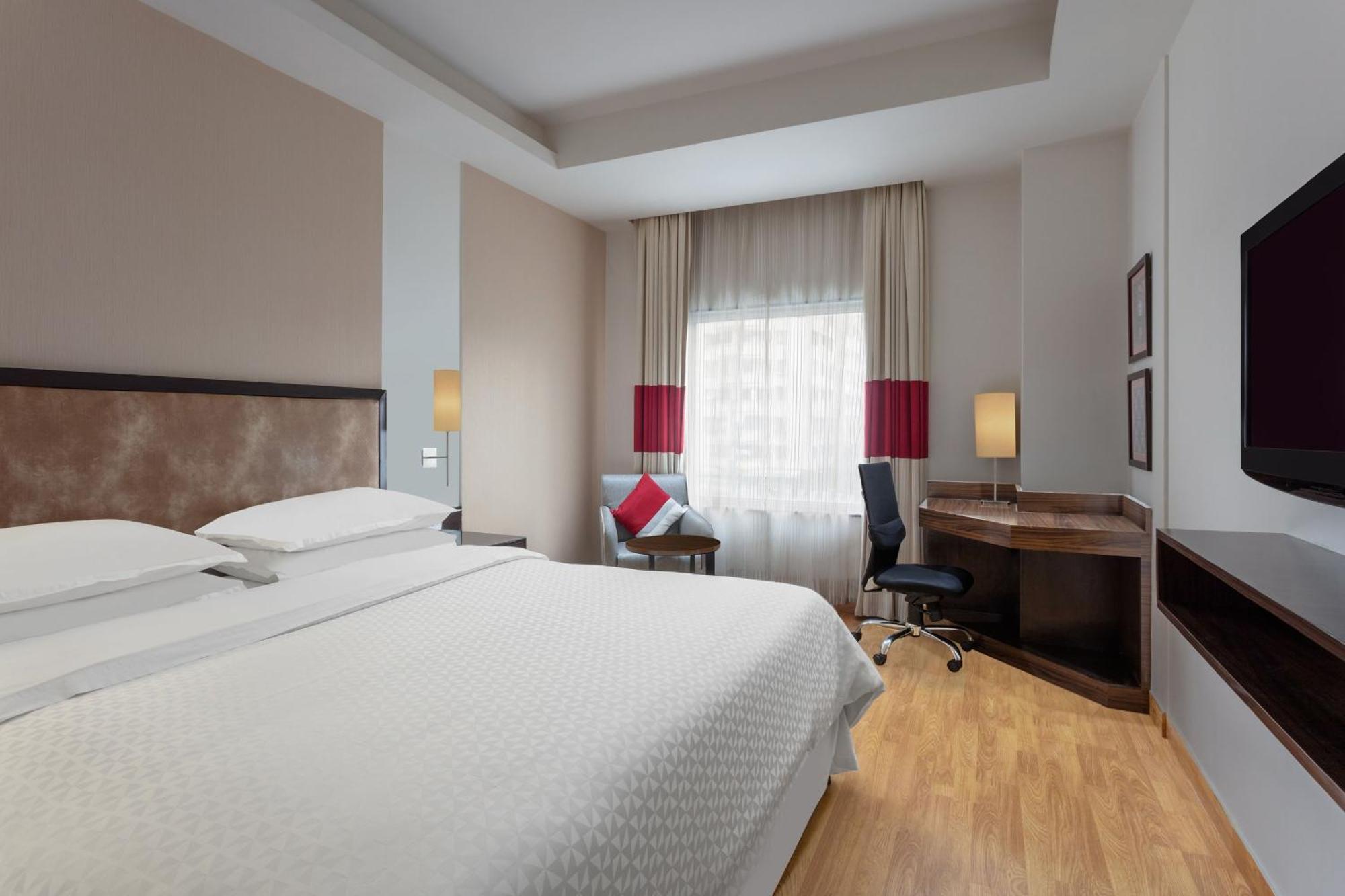 Four Points By Sheraton Vadodara Kültér fotó